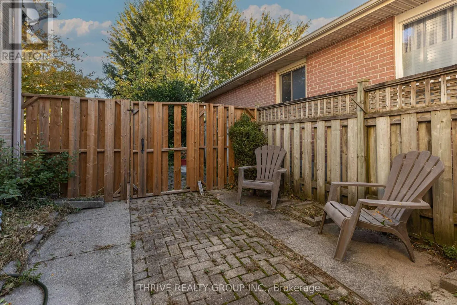 74 ERICA CRESCENT
