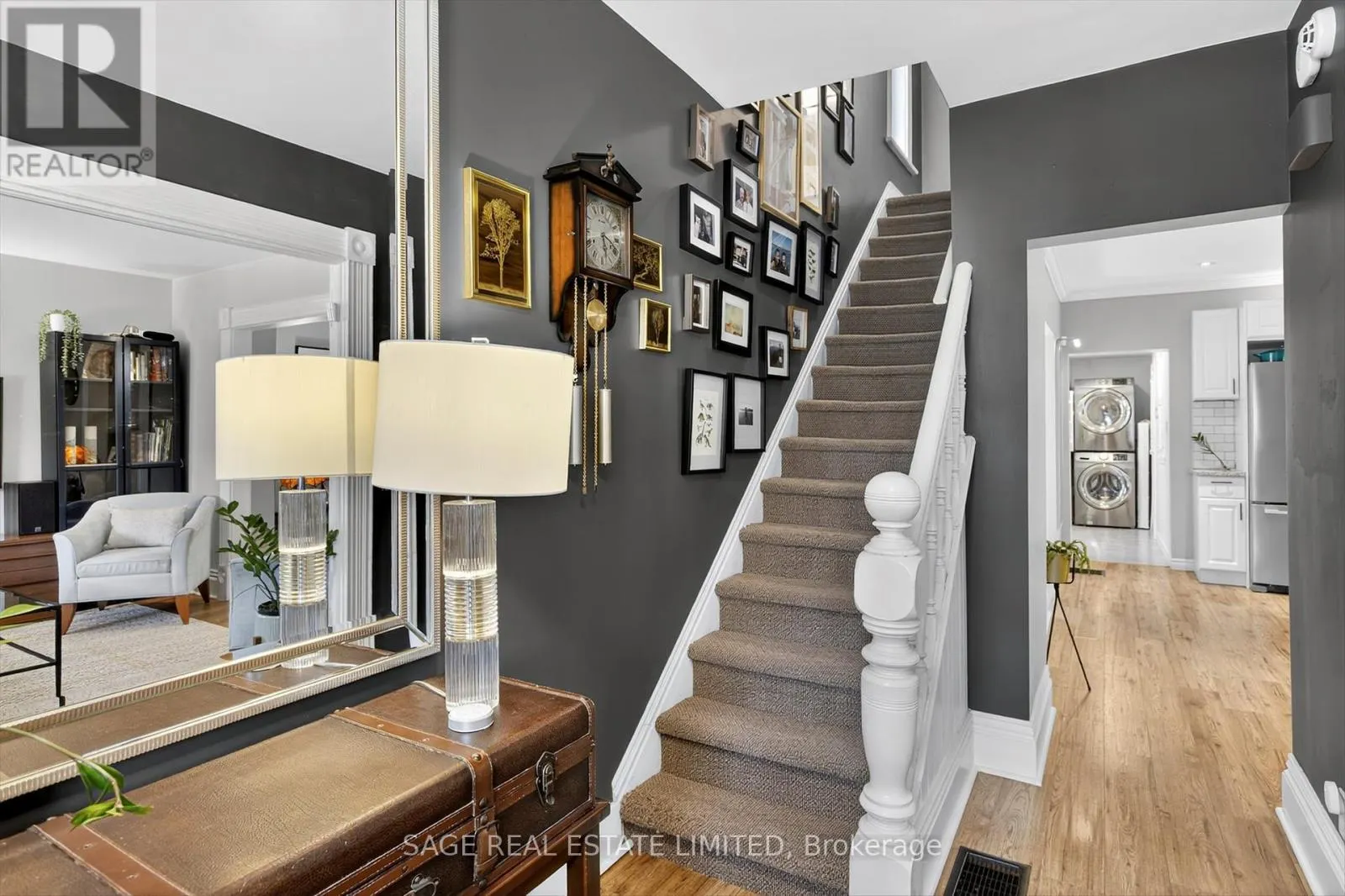72 VICTORIA AVENUE