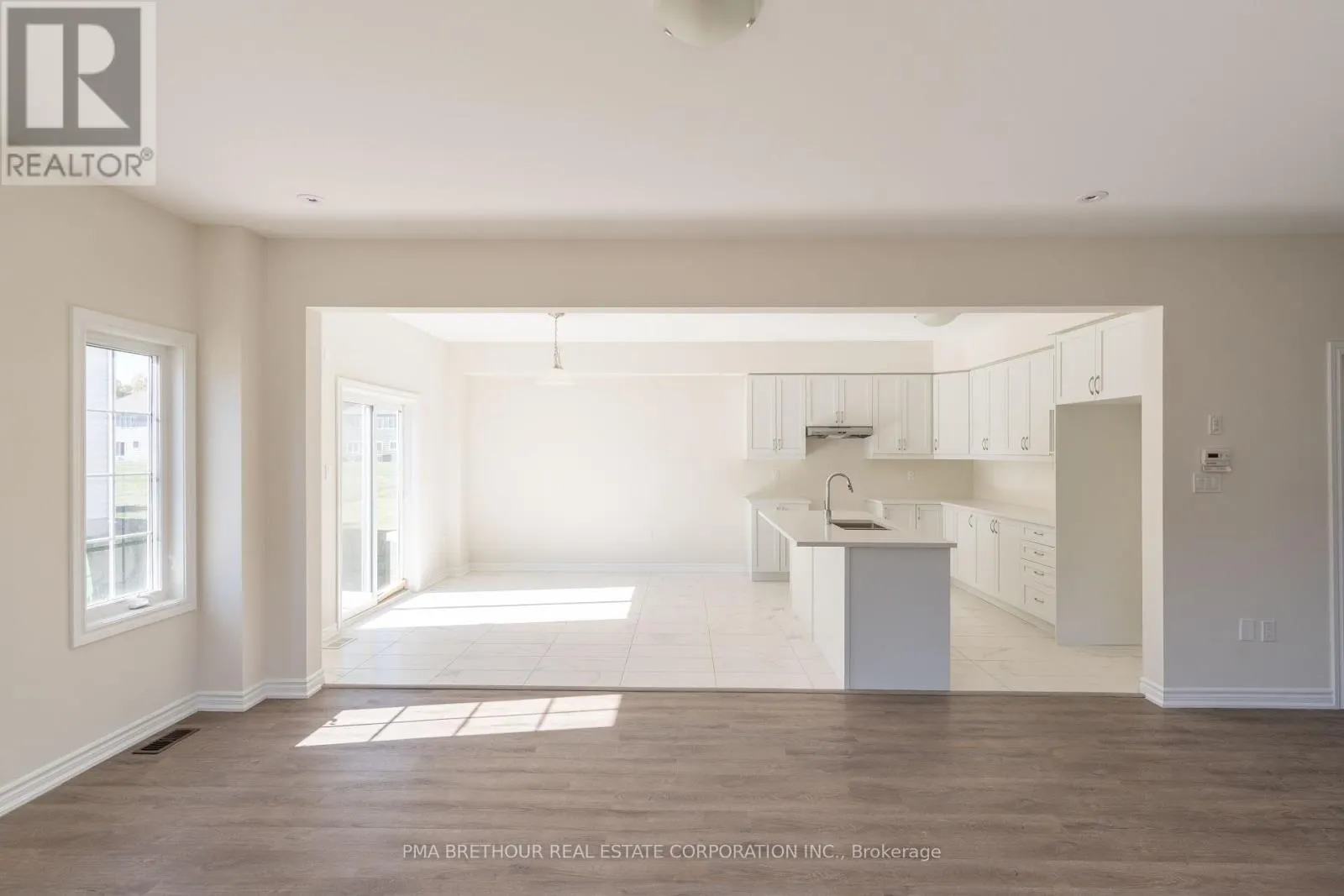 460 BEECHWOOD FOREST LANE