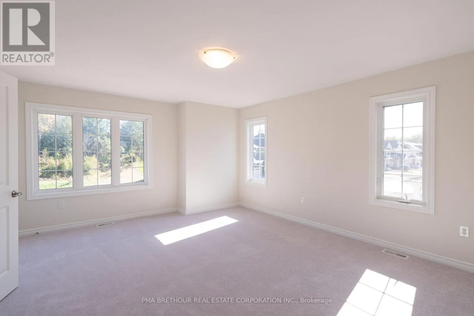 460 BEECHWOOD FOREST LANE