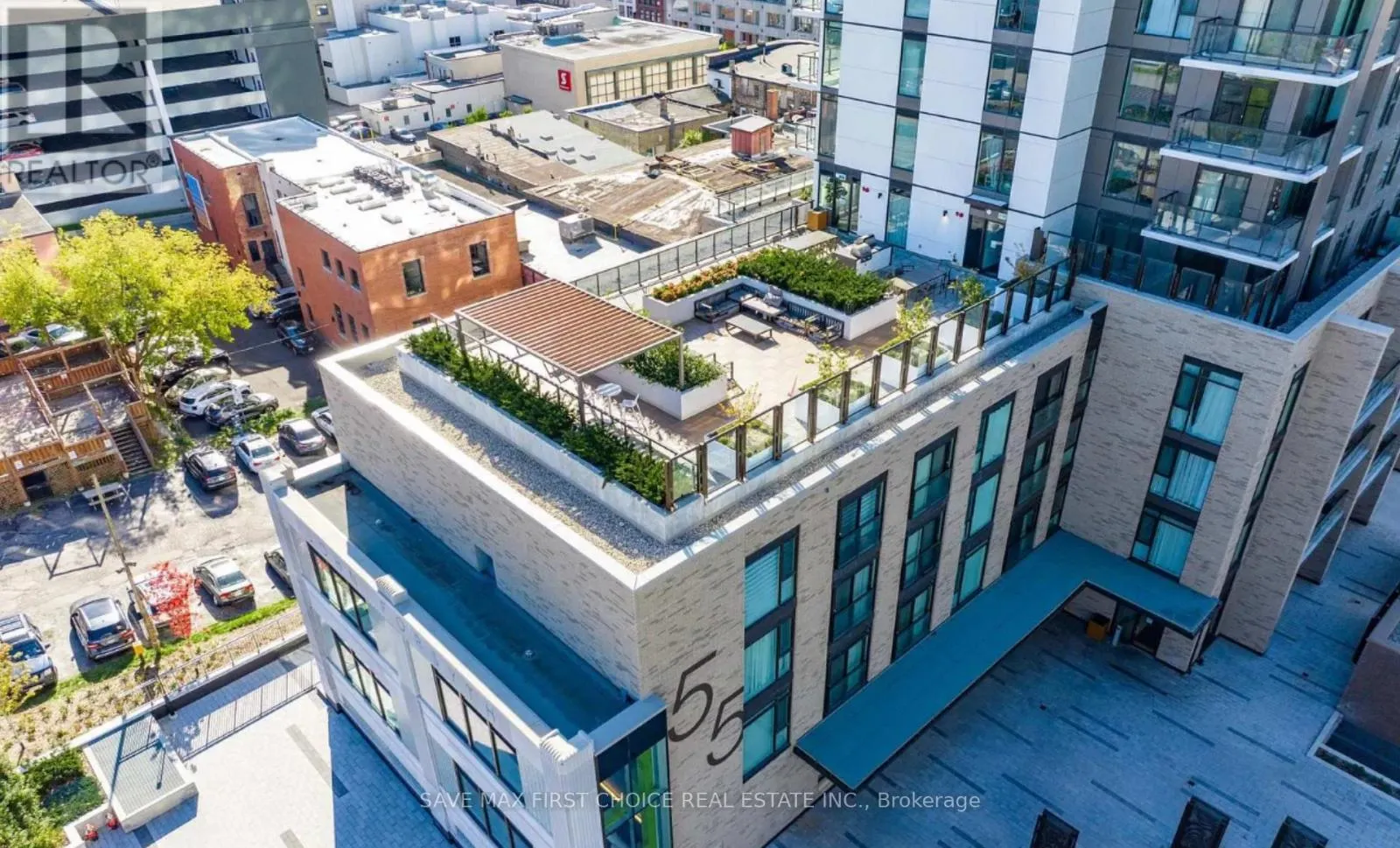 608 - 55 DUKE STREET WEST
