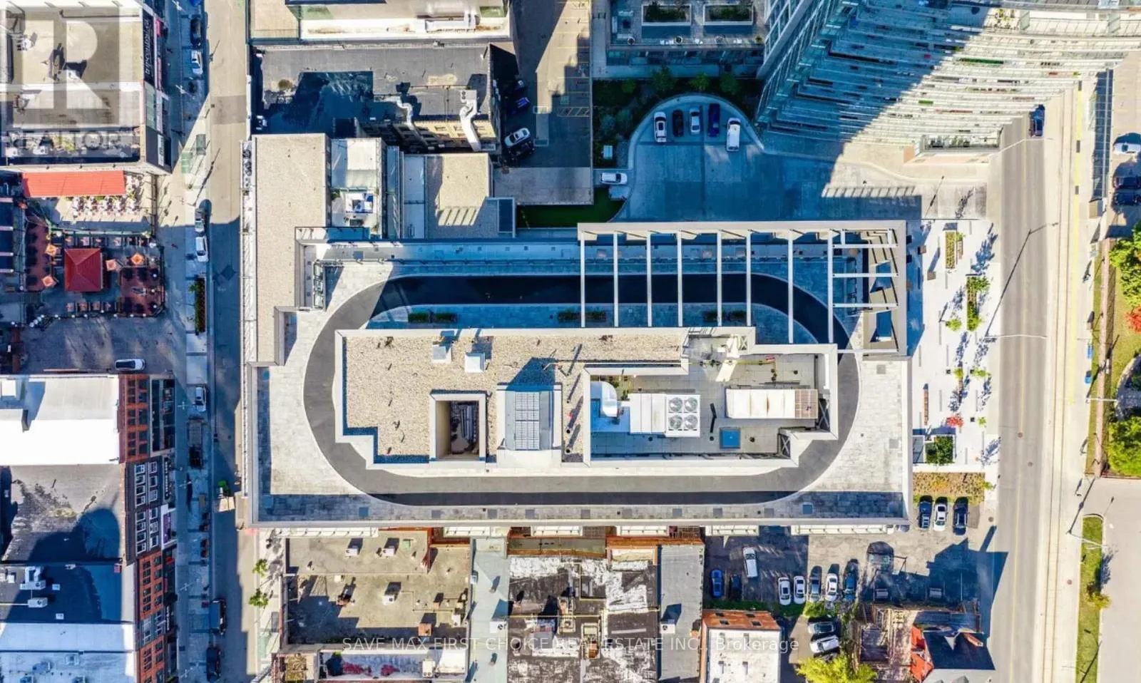 608 - 55 DUKE STREET WEST