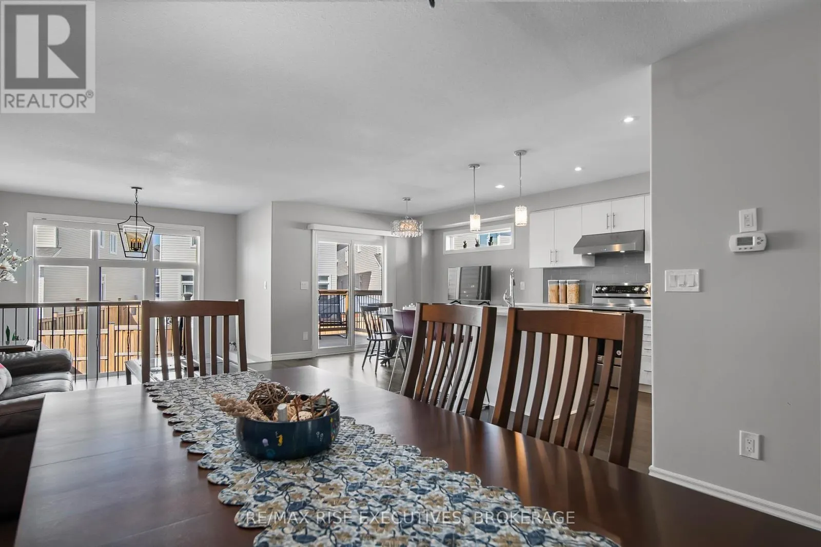 1425 MONARCH DRIVE