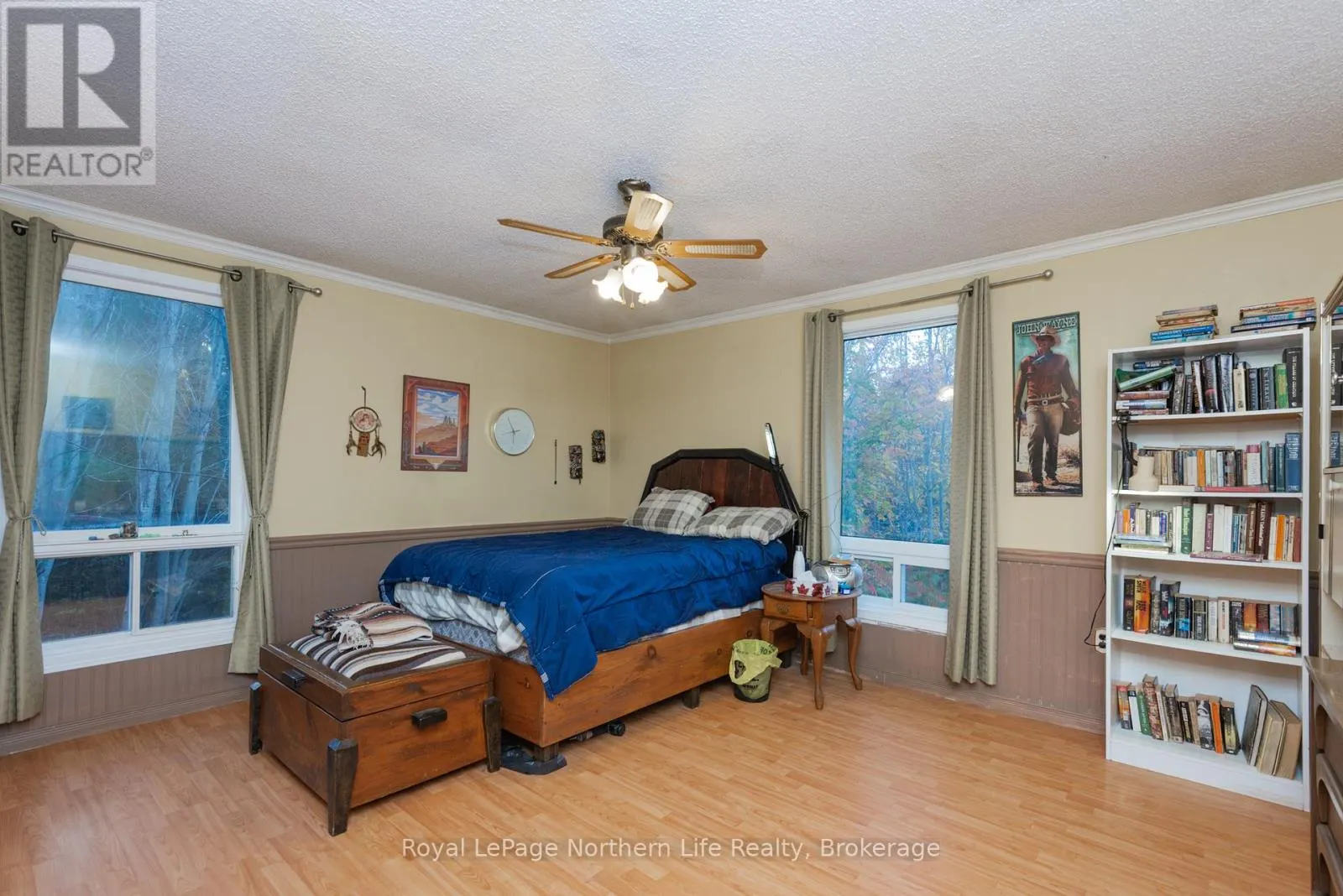 903 HIGHWAY 17 E