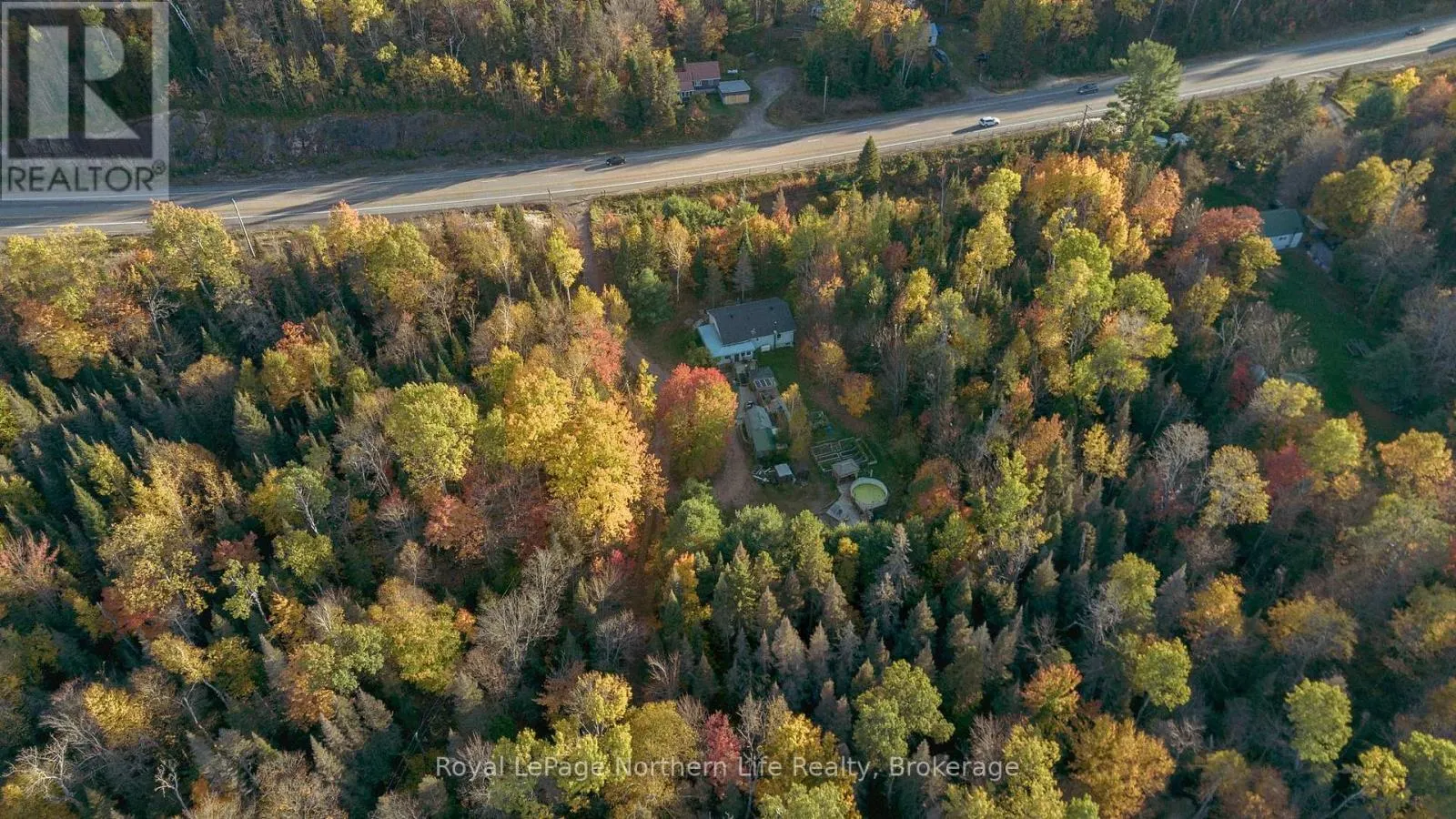 903 HIGHWAY 17 E