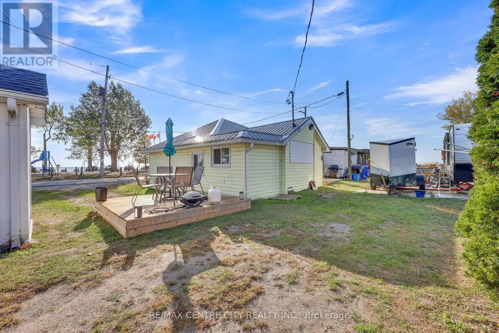 3143 COLIN STREET