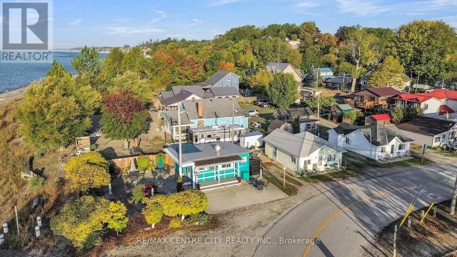 3143 COLIN STREET