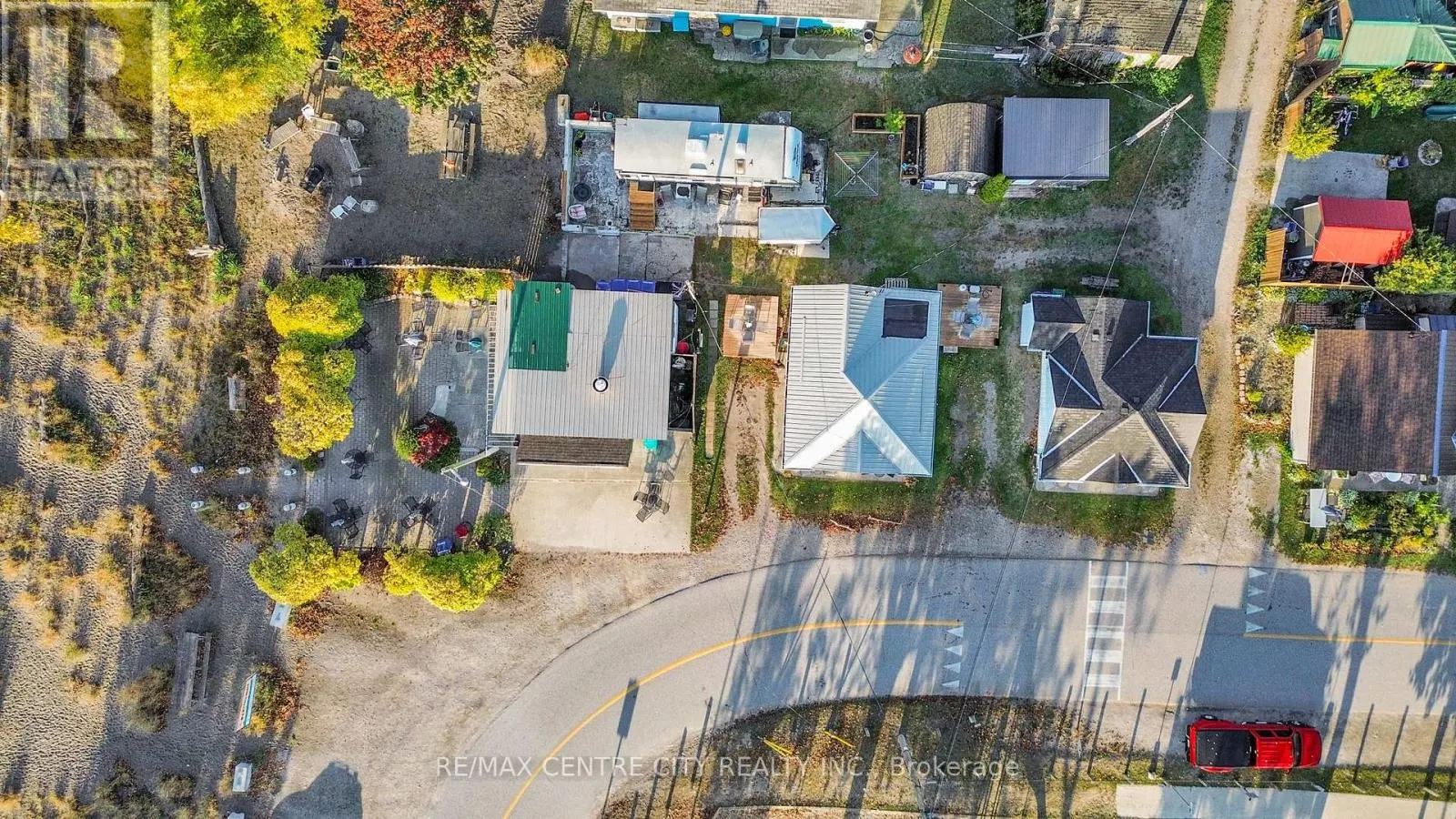 3143 COLIN STREET