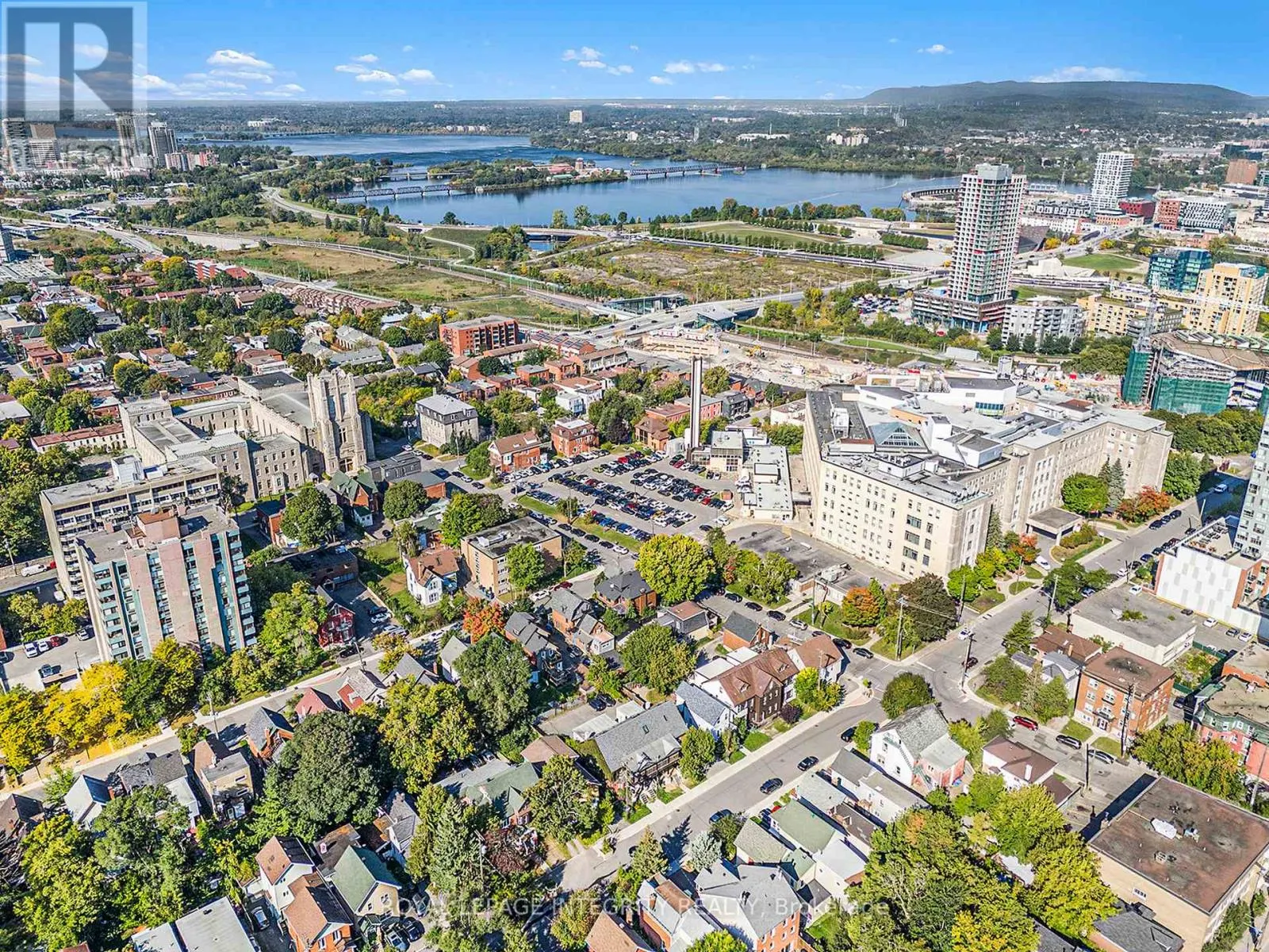 3 - 115 PERCY STREET