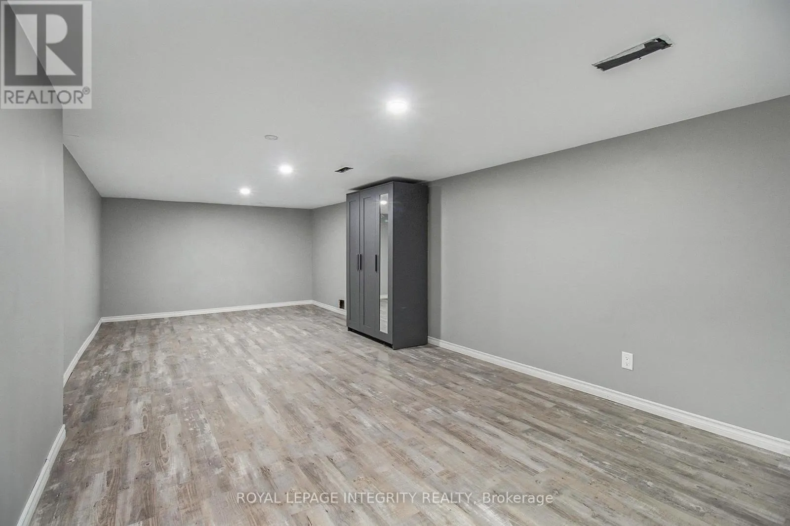 3 - 115 PERCY STREET