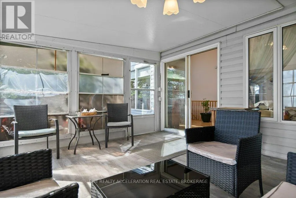 122 BAYVIEW DRIVE