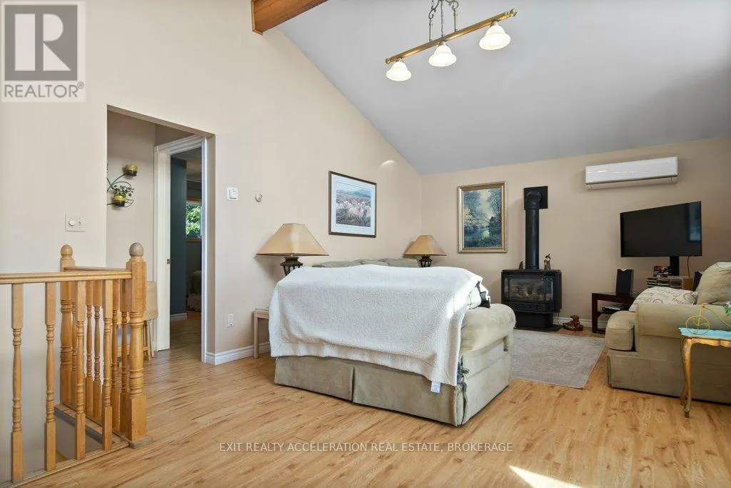 122 BAYVIEW DRIVE