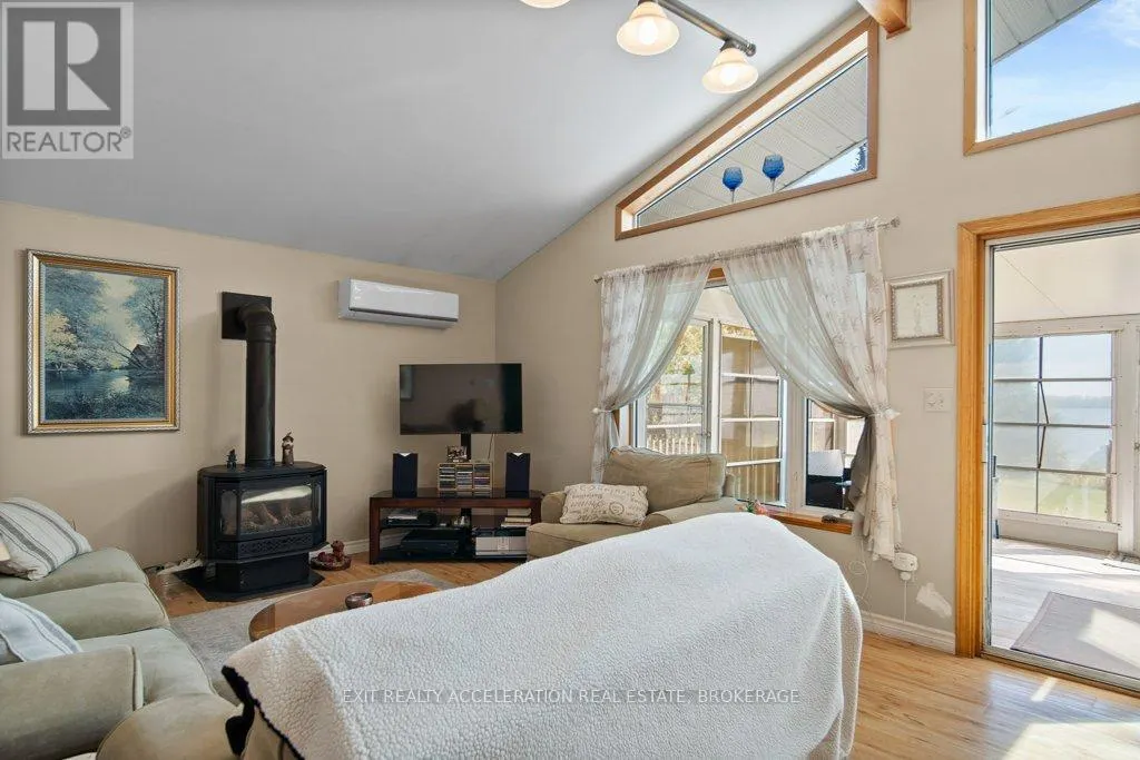 122 BAYVIEW DRIVE
