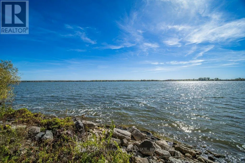 122 BAYVIEW DRIVE