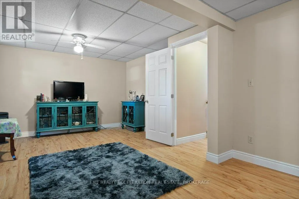 122 BAYVIEW DRIVE