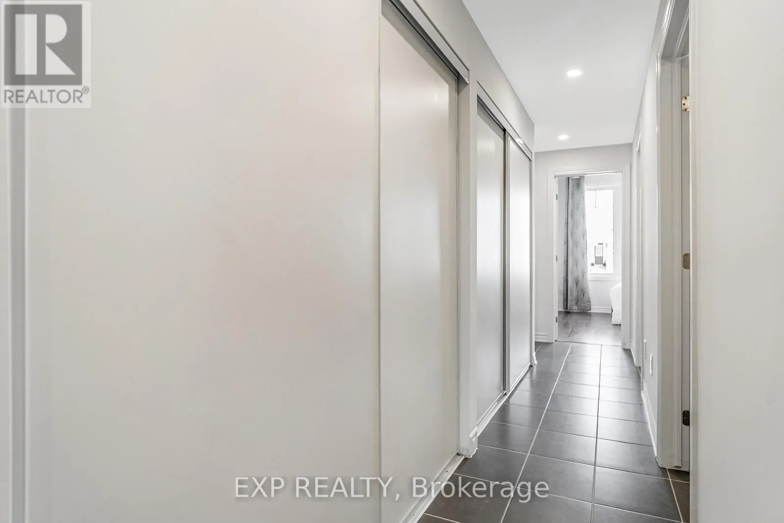 72 DUN SKIPPER DRIVE