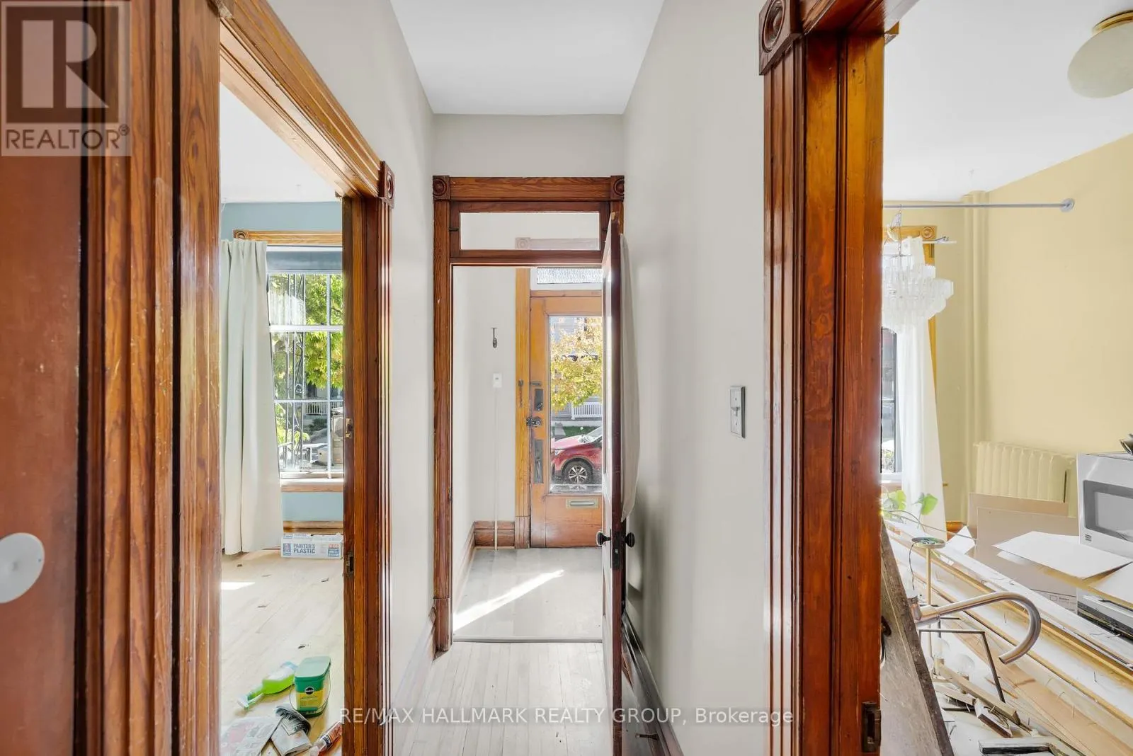 111 GUIGUES AVENUE
