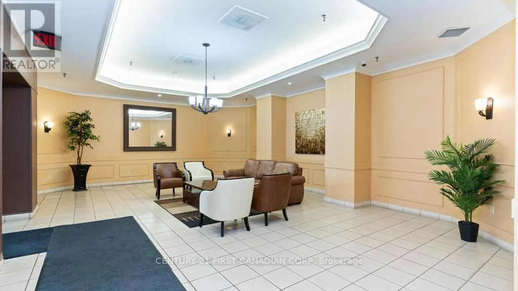 2207 - 389 DUNDAS STREET, #2207