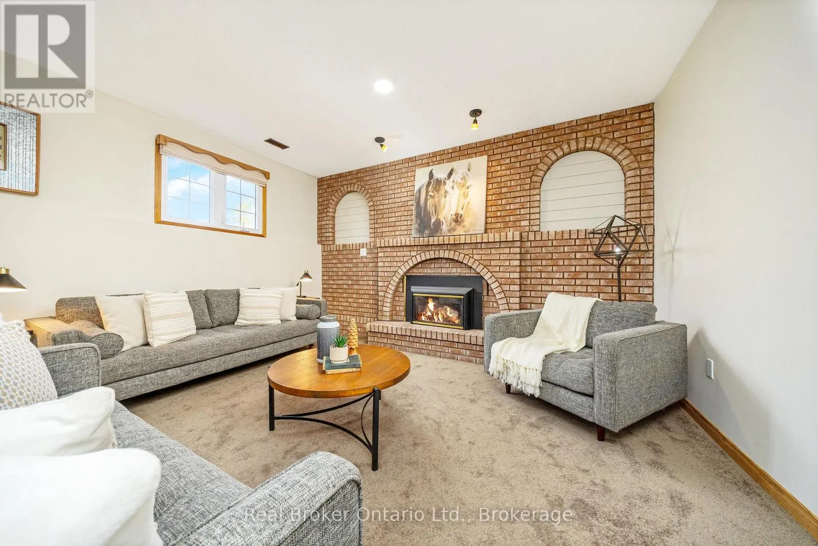 8759 WELLINGTON 124 ROAD
