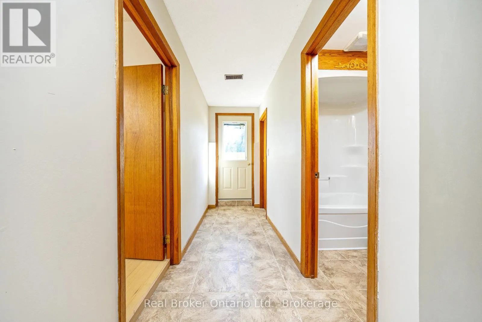 8759 WELLINGTON 124 ROAD