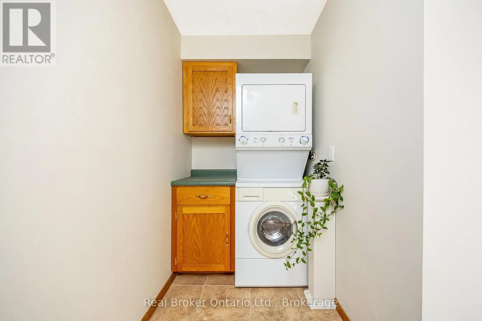8759 WELLINGTON 124 ROAD