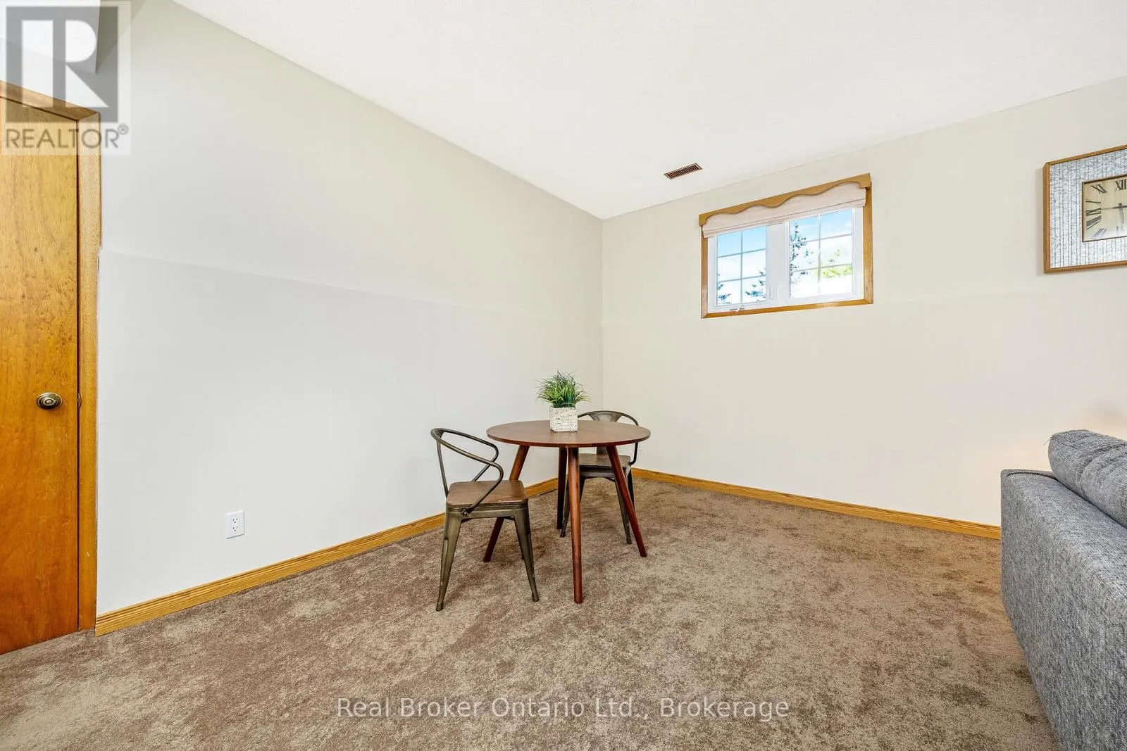 8759 WELLINGTON 124 ROAD