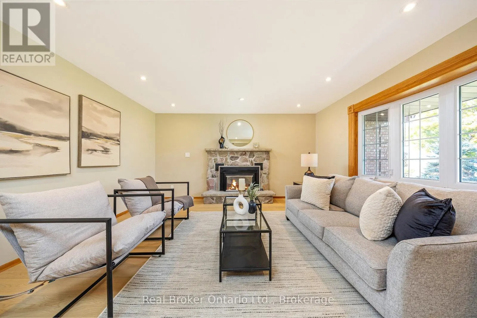 8759 WELLINGTON 124 ROAD