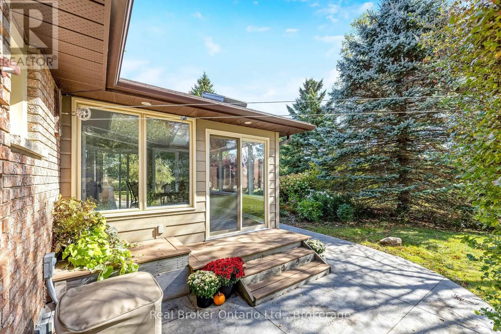 8759 WELLINGTON 124 ROAD