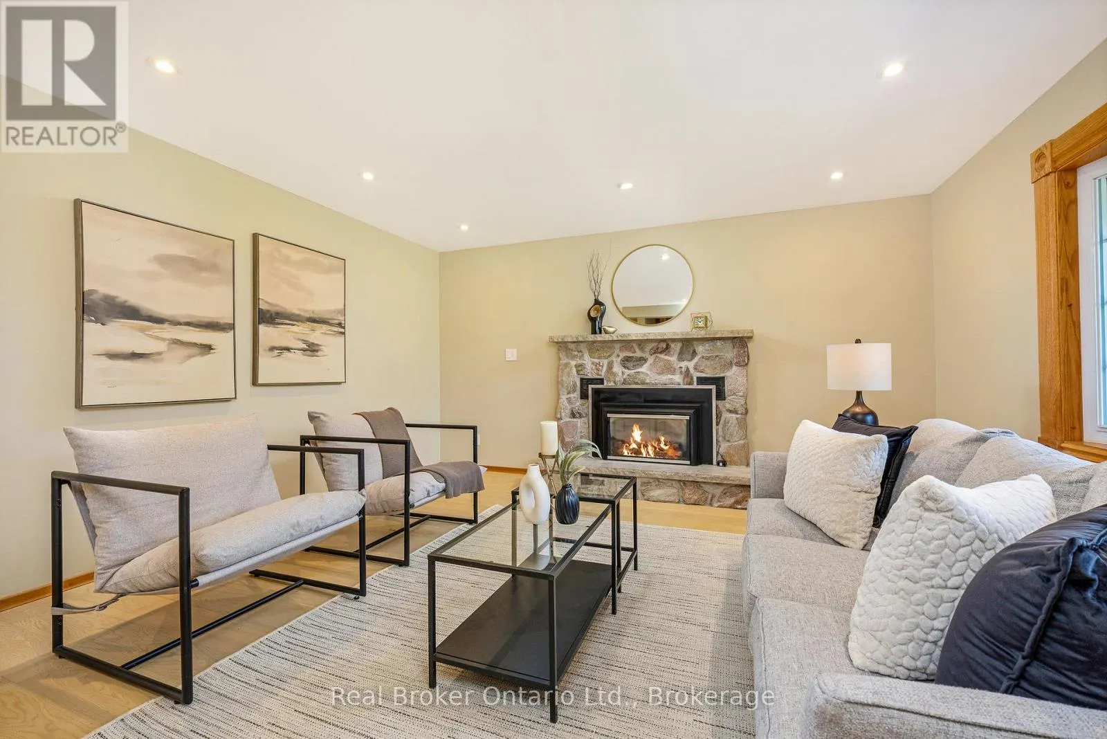 8759 WELLINGTON 124 ROAD