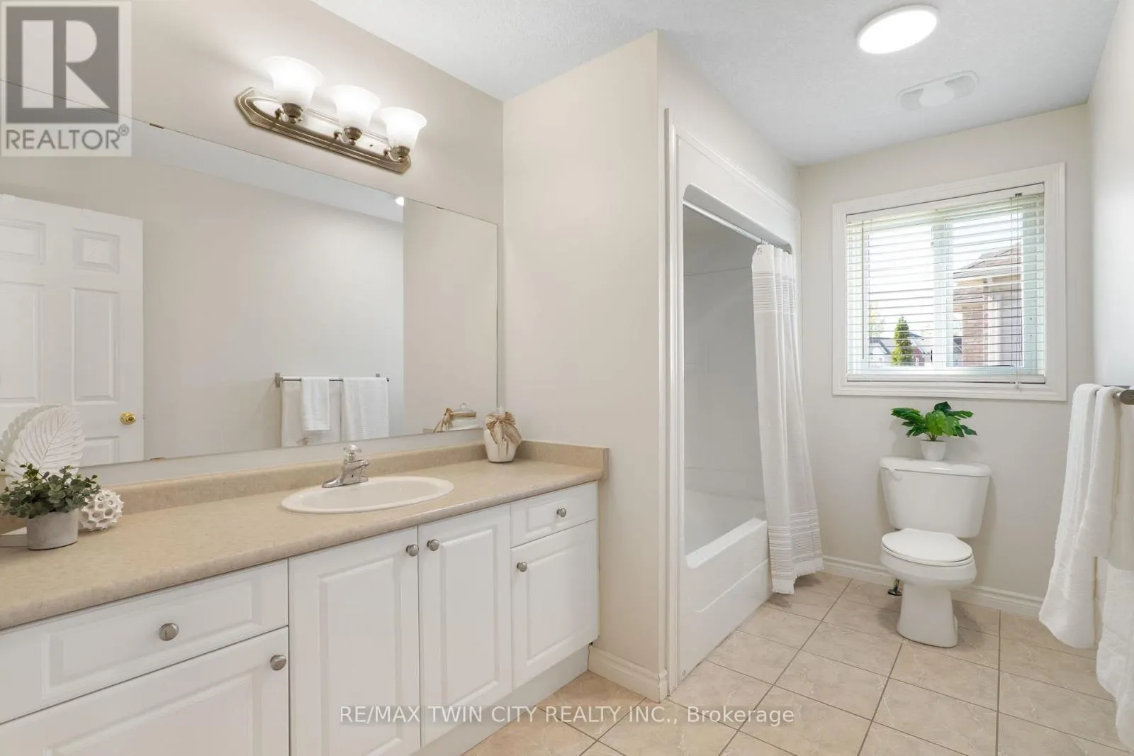 176 PINE VALLEY DRIVE