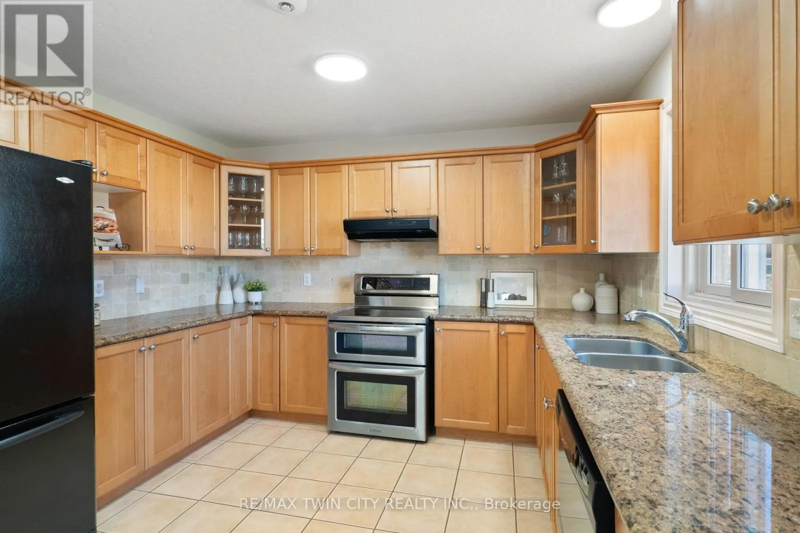 176 PINE VALLEY DRIVE