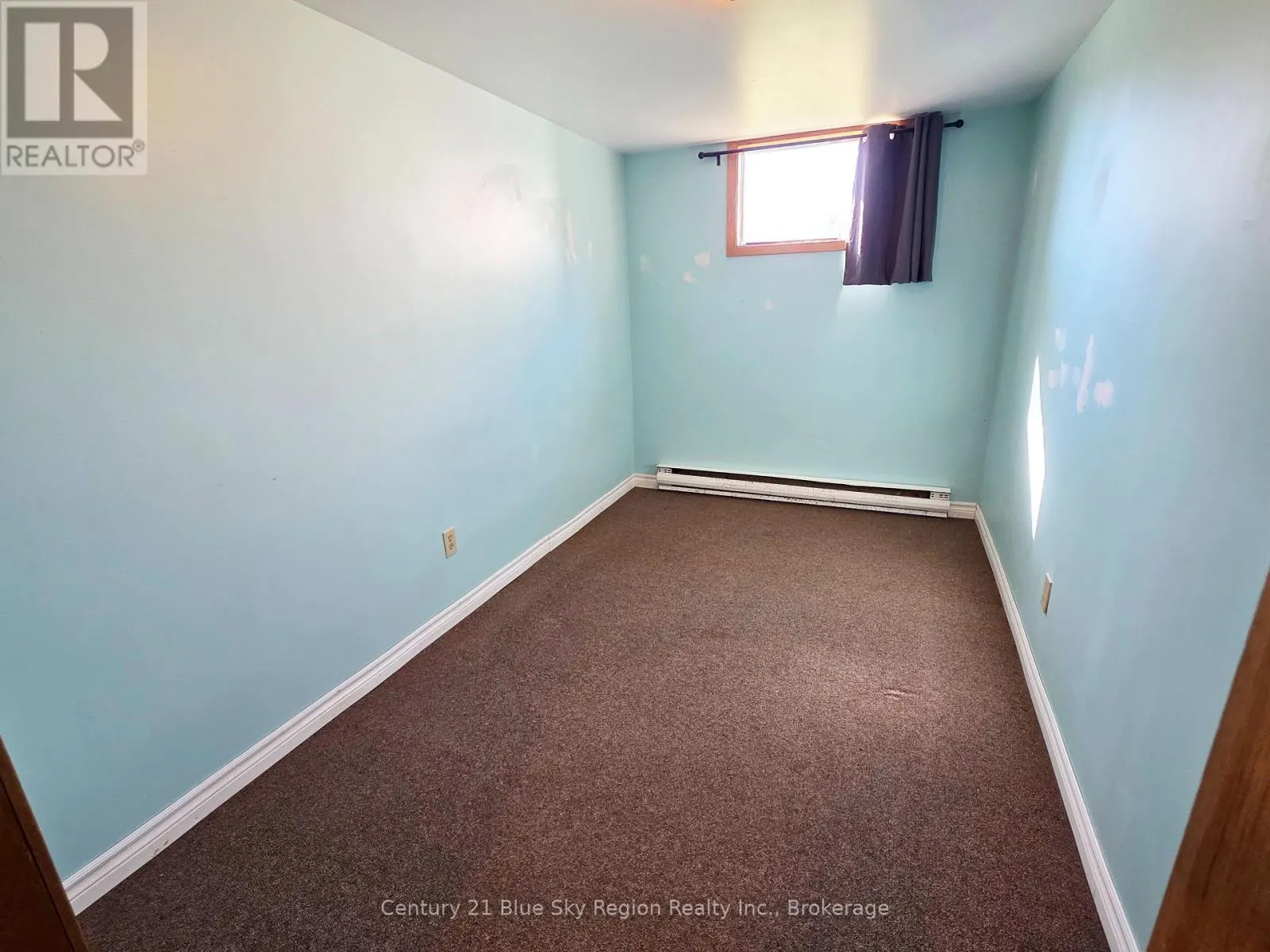 15 MASSEY DRIVE