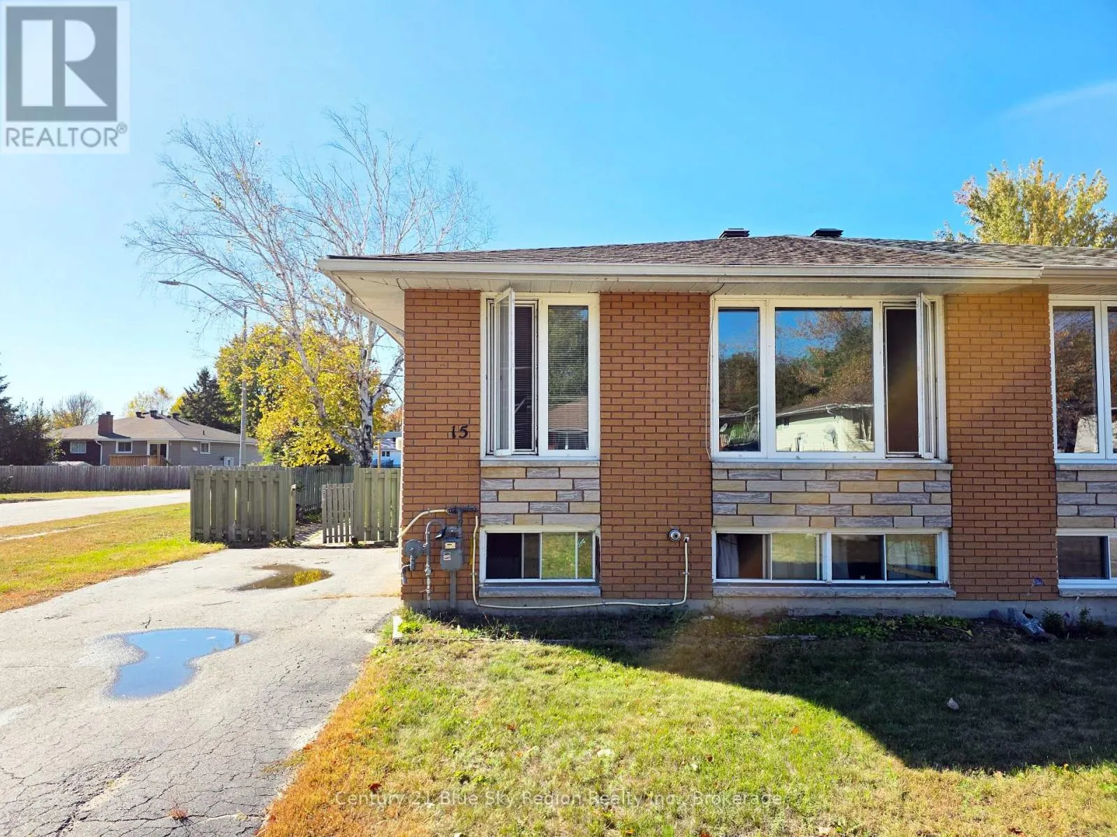 15 MASSEY DRIVE