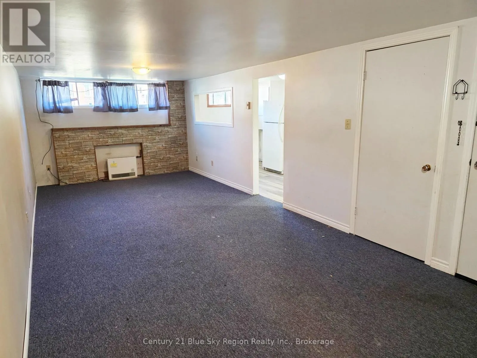 15 MASSEY DRIVE