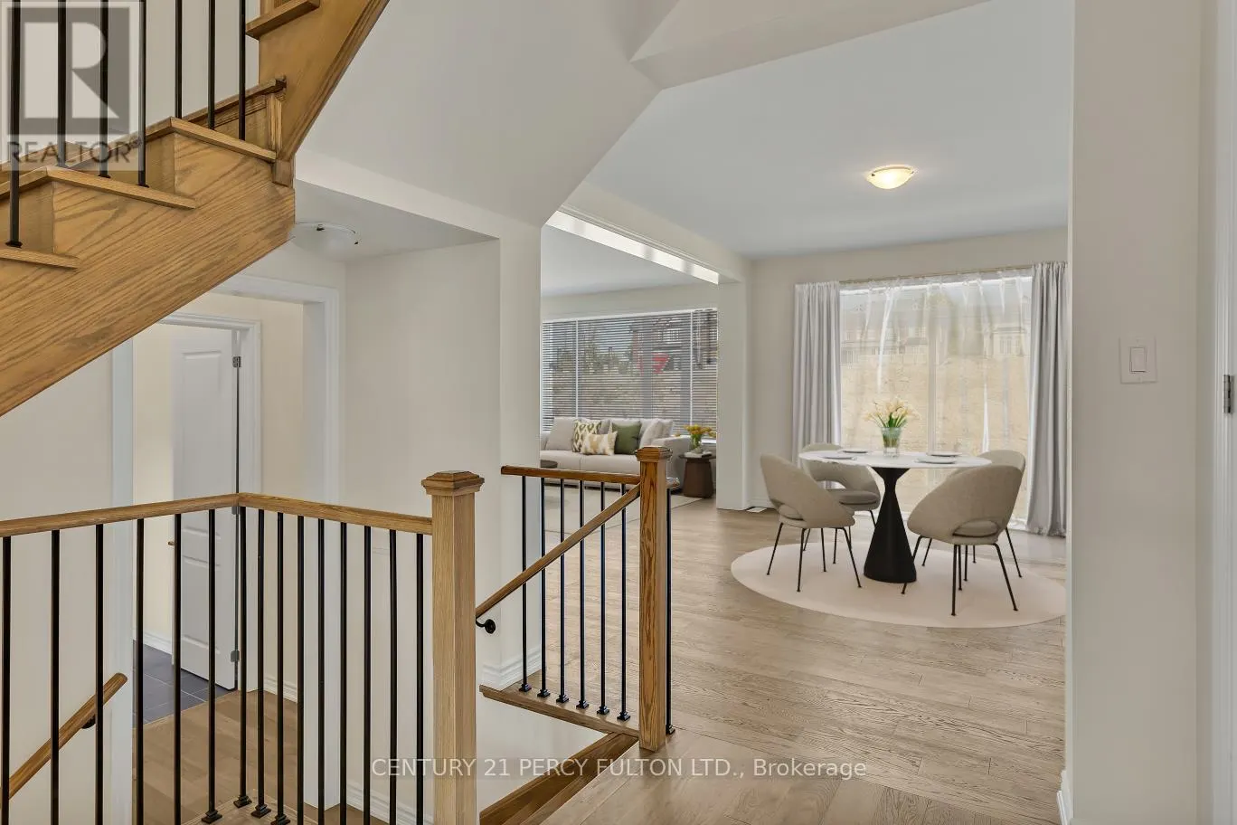 28 AUTUMN FROST ROAD