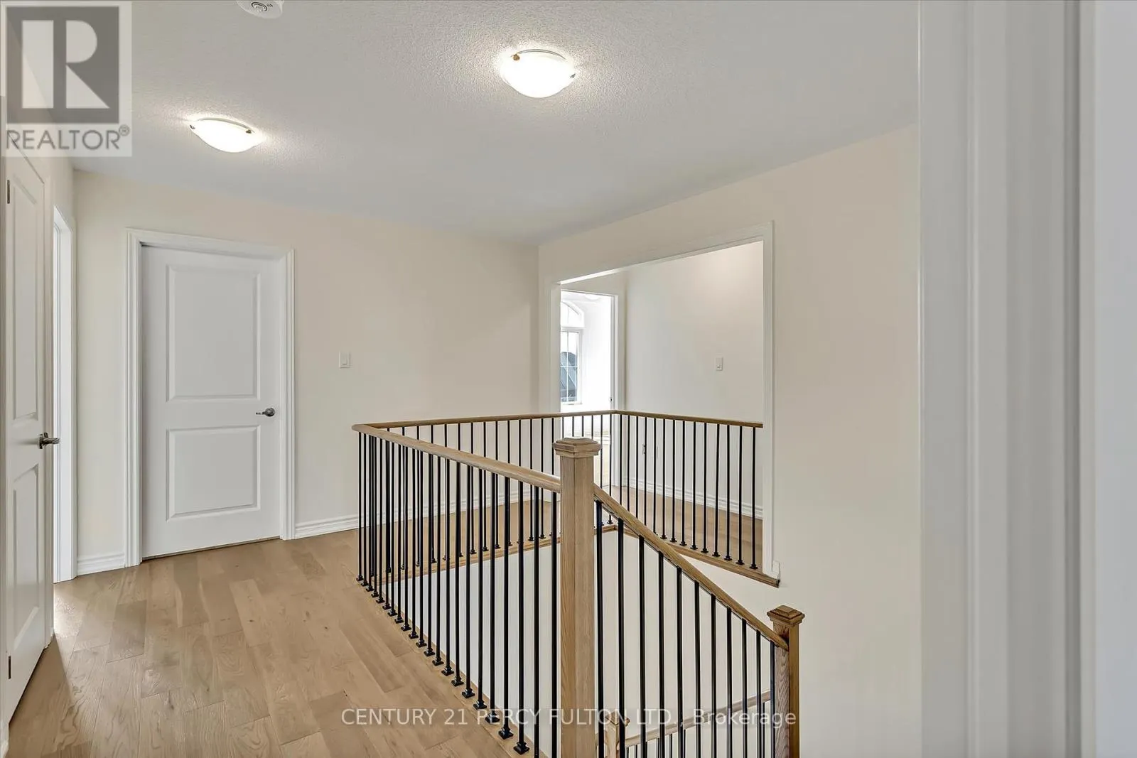 28 AUTUMN FROST ROAD