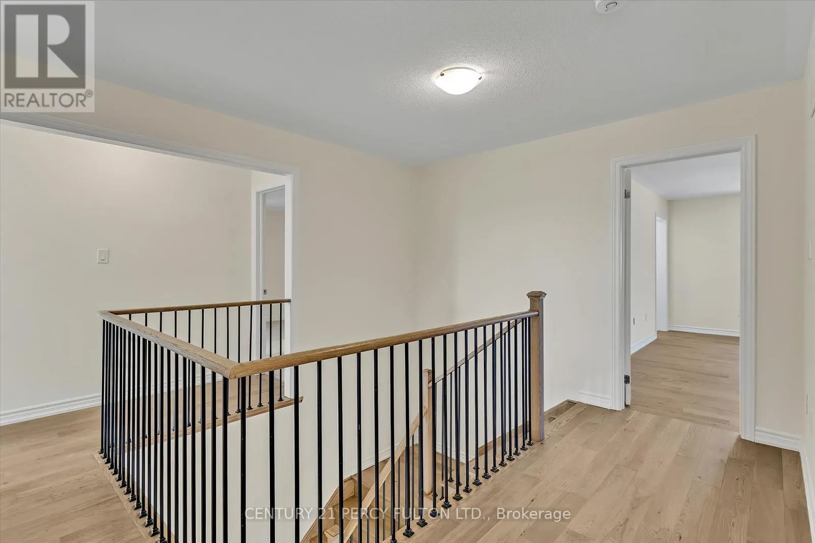 28 AUTUMN FROST ROAD