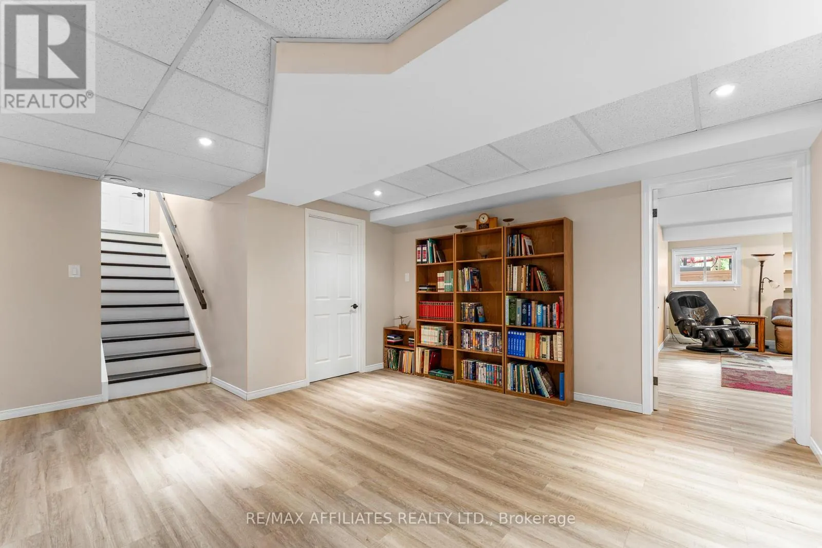 14 PANANDRICK VIEW DRIVE