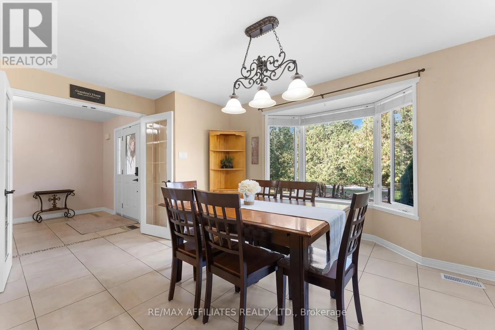 14 PANANDRICK VIEW DRIVE