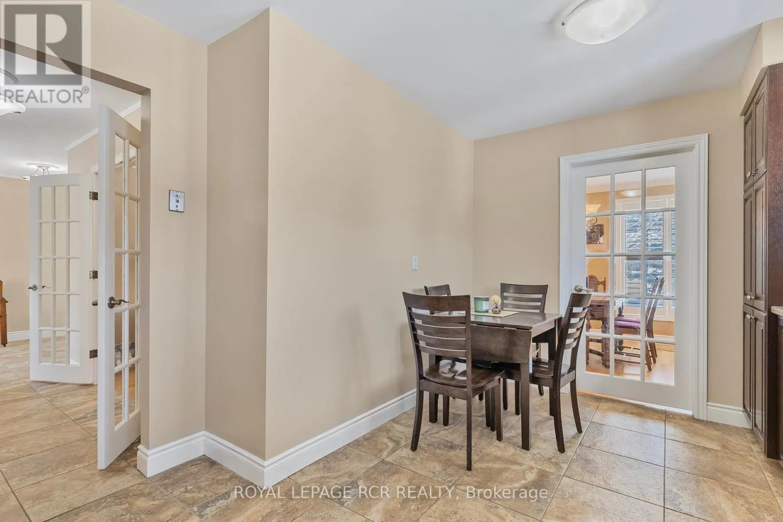9 WOODLAND ROAD