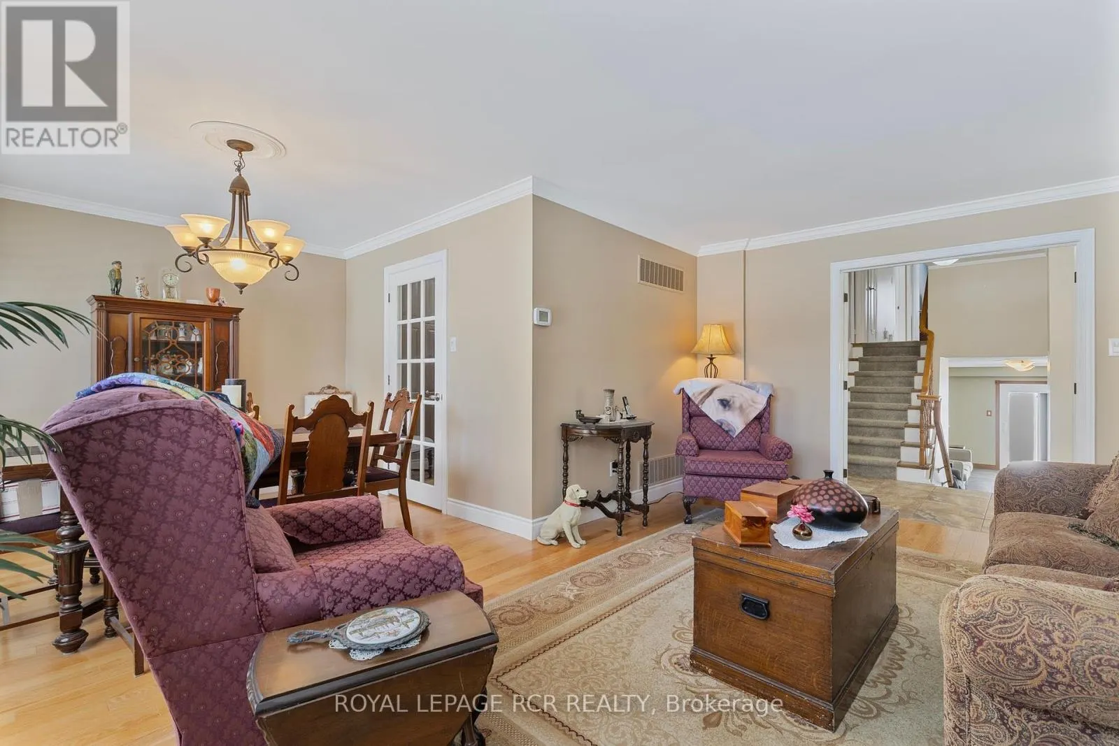 9 WOODLAND ROAD