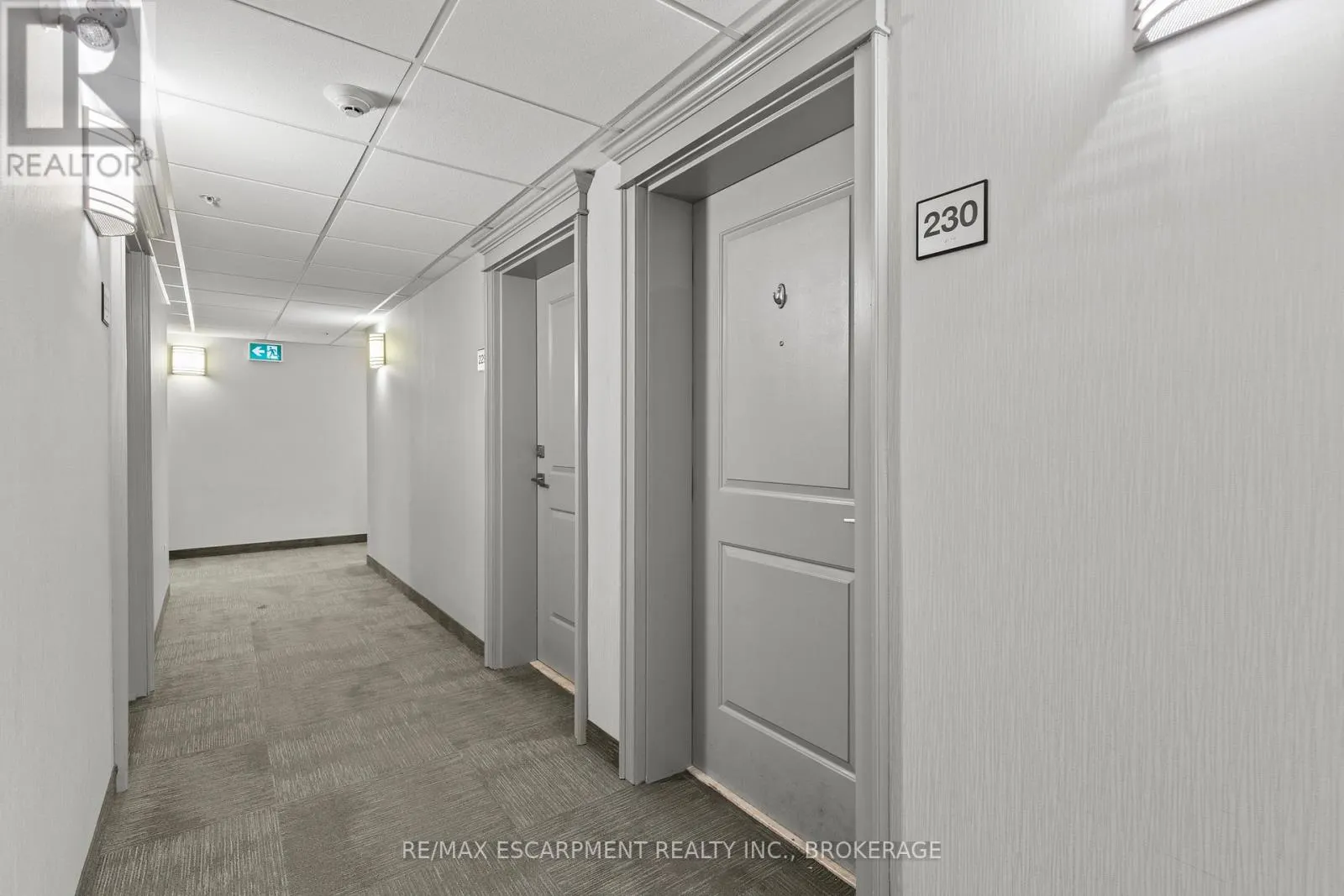 230 - 35 SOUTHSHORE CRESCENT, #230