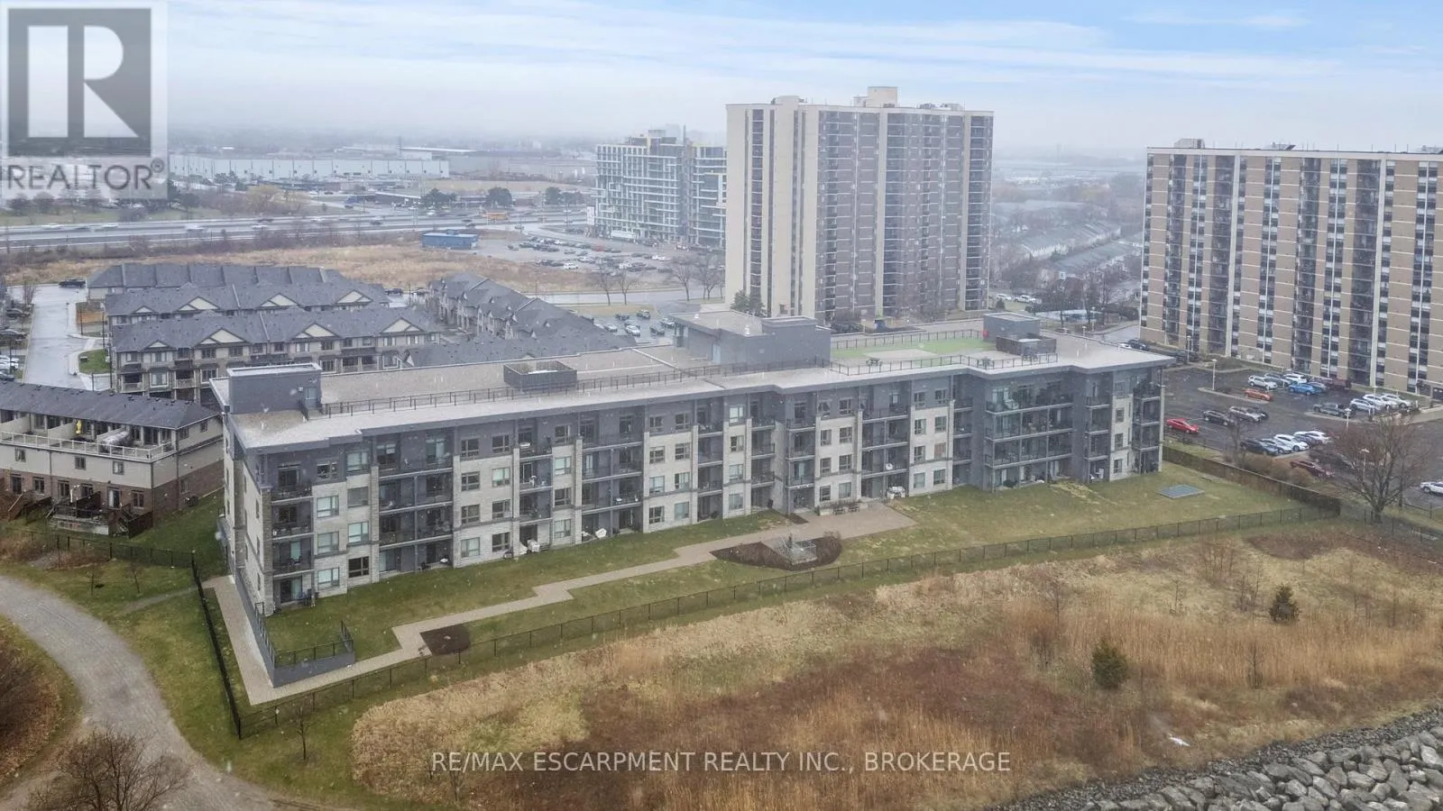 230 - 35 SOUTHSHORE CRESCENT, #230