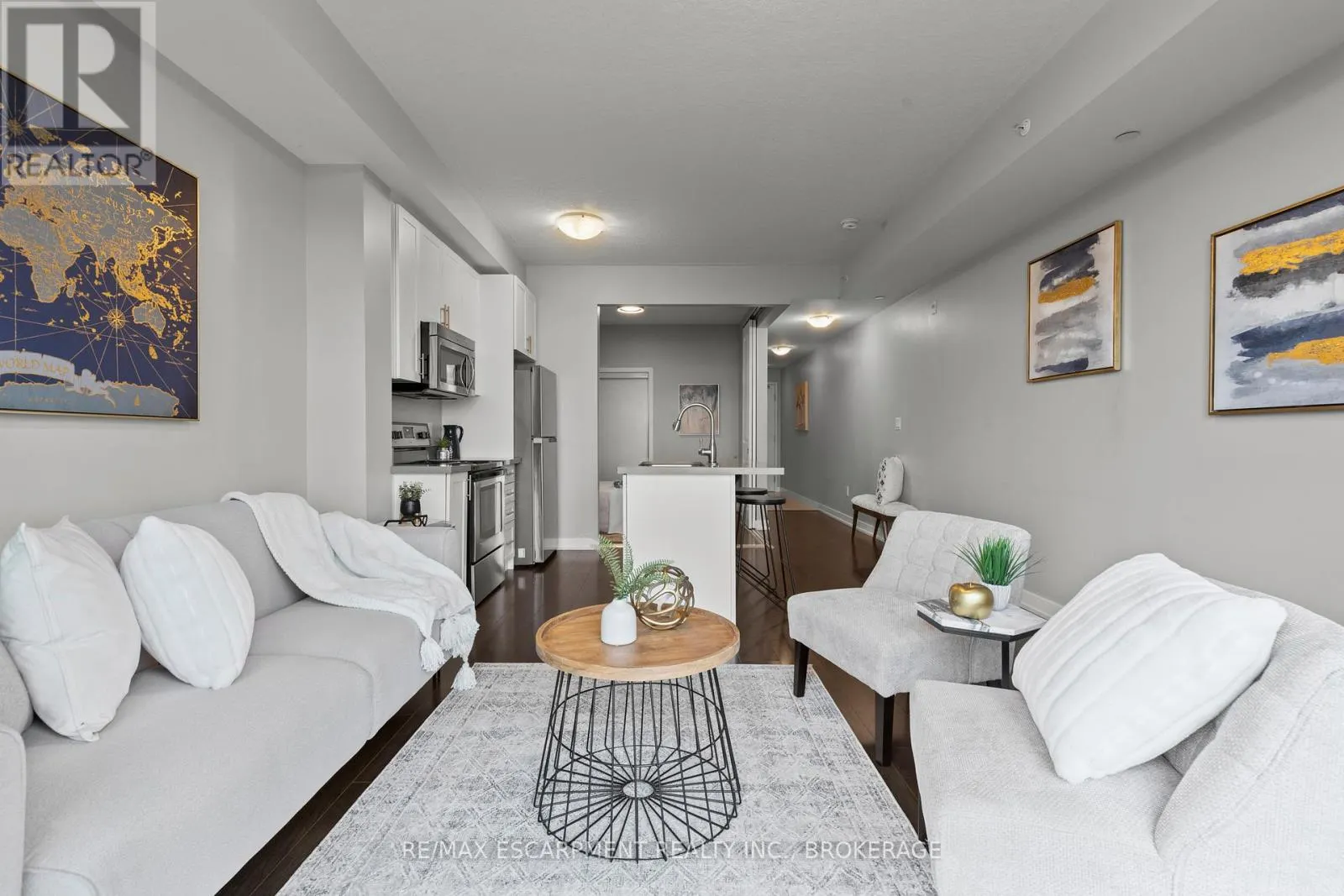 230 - 35 SOUTHSHORE CRESCENT, #230