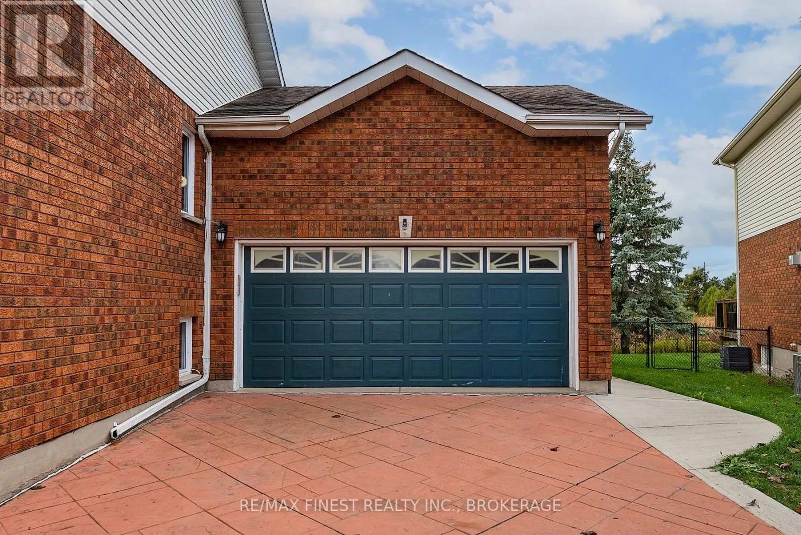 407 SHEILA COURT