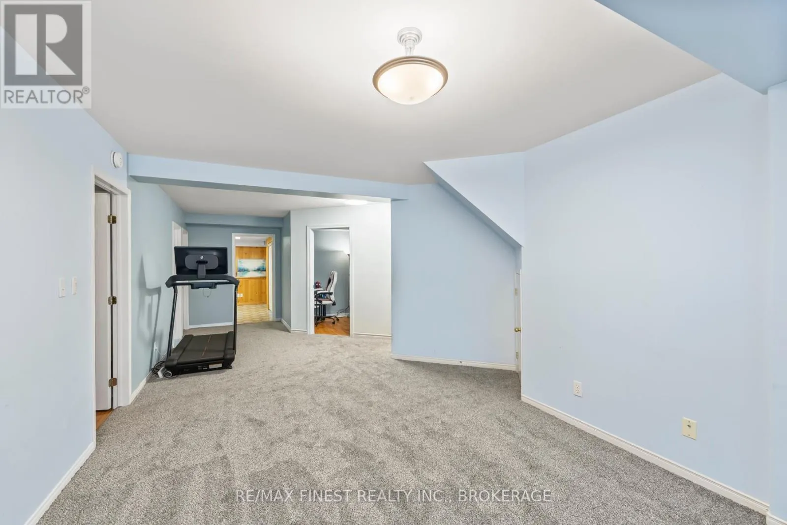 407 SHEILA COURT