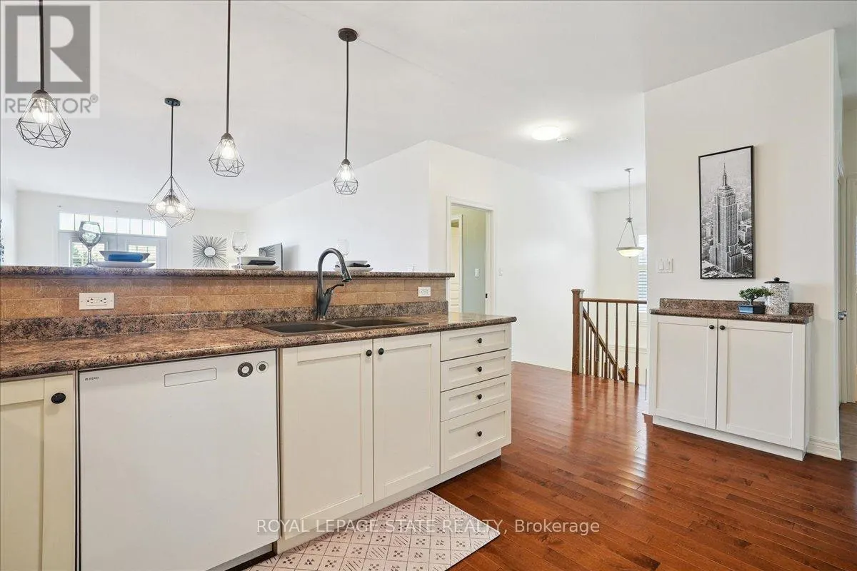 4314 LINDSEY CRESCENT