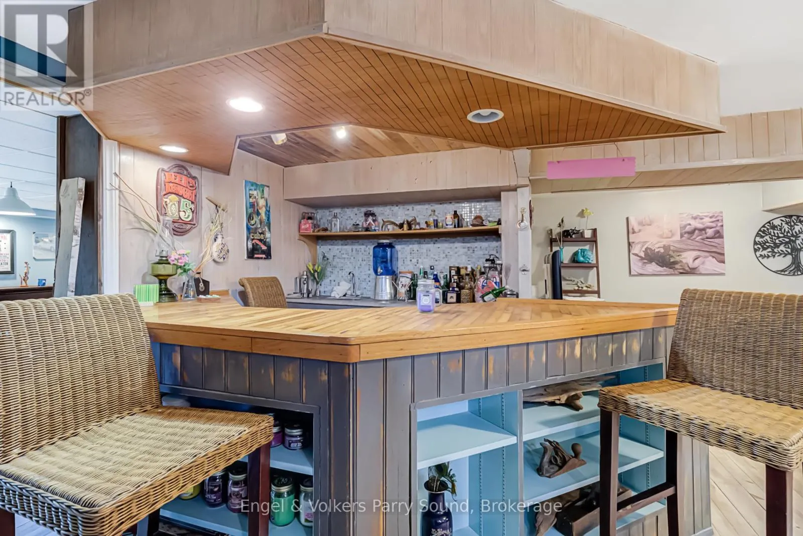 34 GORDON POINT ROAD