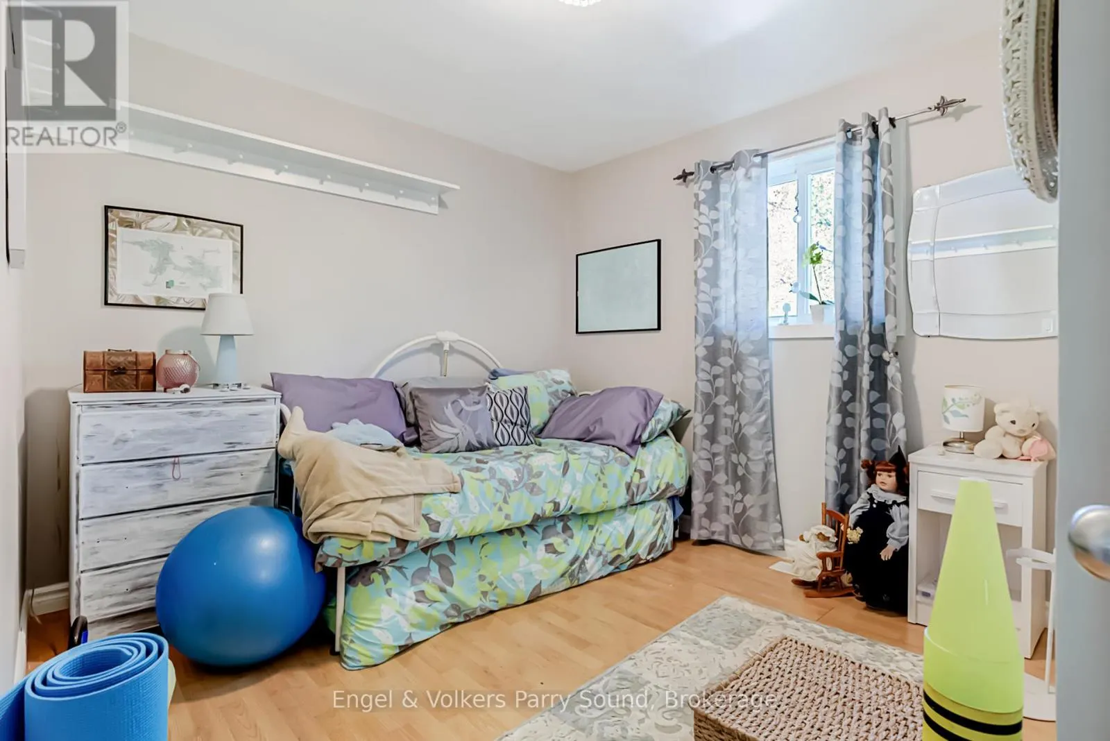 34 GORDON POINT ROAD