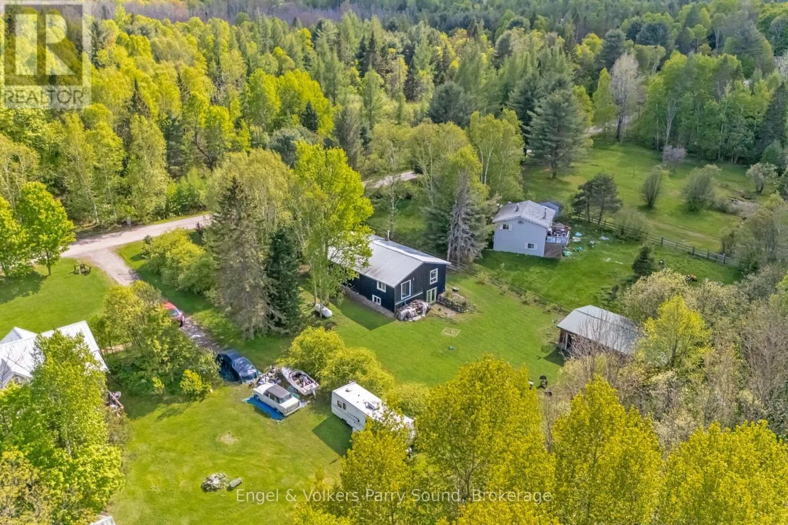34 GORDON POINT ROAD